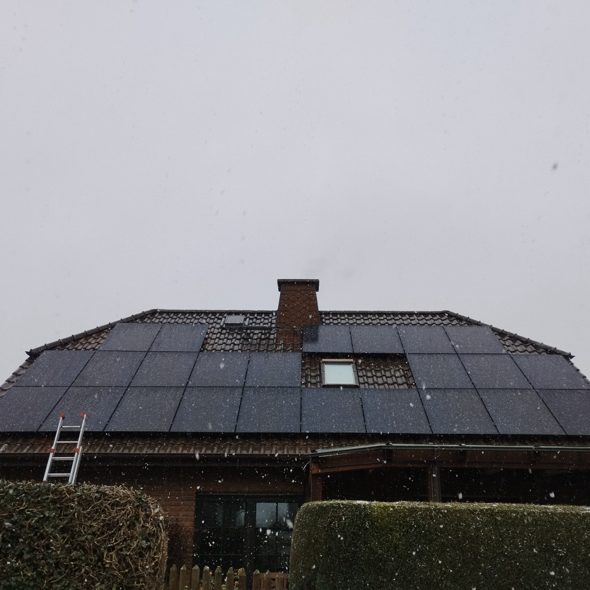 10,08kWp Photovoltaik Anlage Rietberg mit 10er Speicher