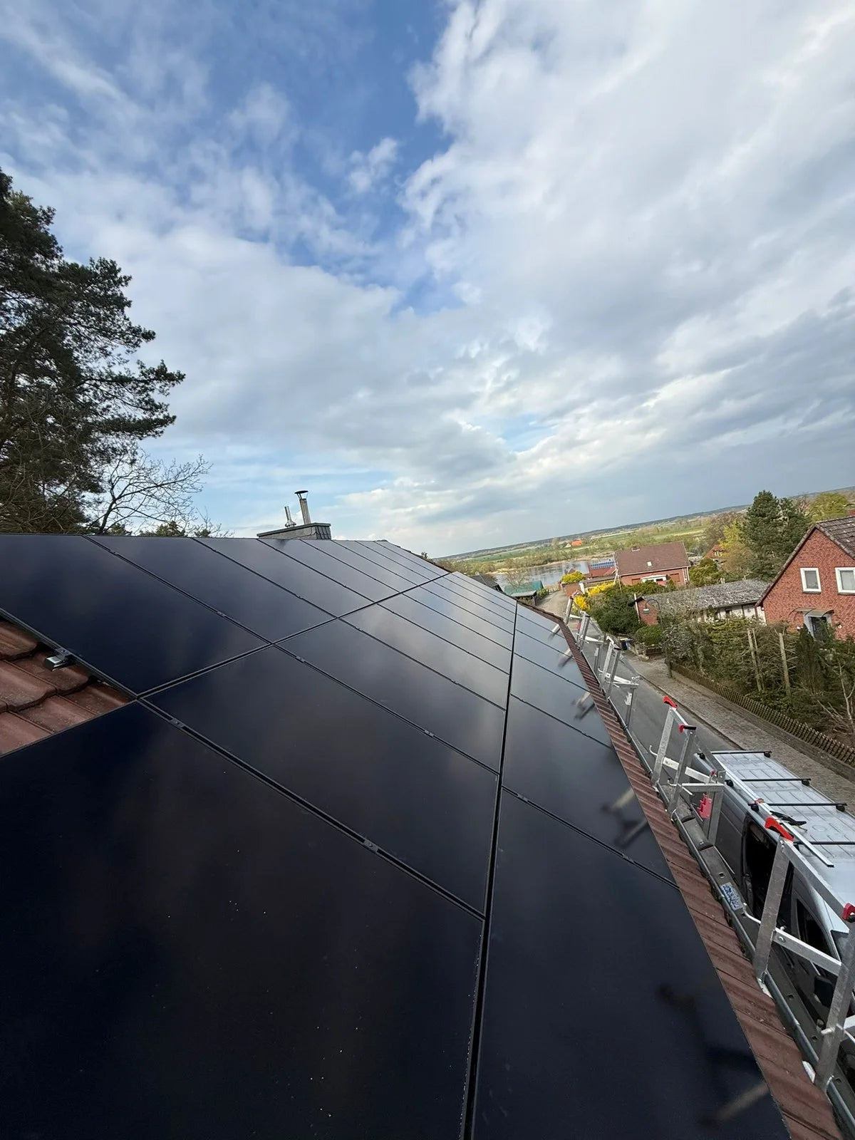 Von Photovoltaik Berg montierte Solarmodule in 29490 Neu Darchau